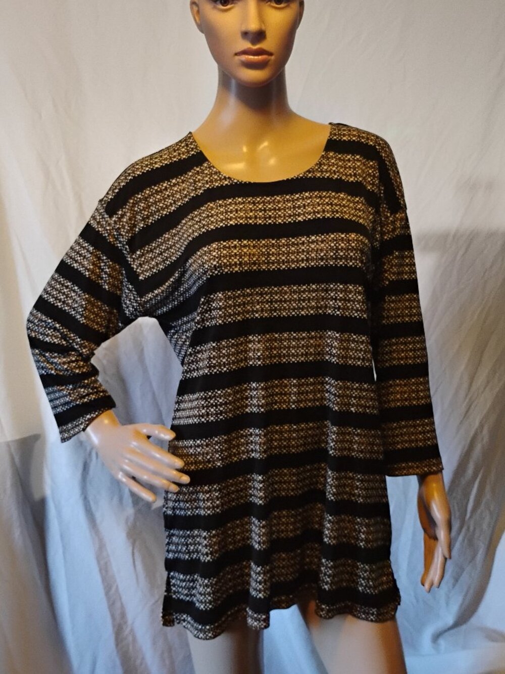 Liz Claiborne | Brown Black & Tan Top | Medium | 3/4 Sleeves | Like New